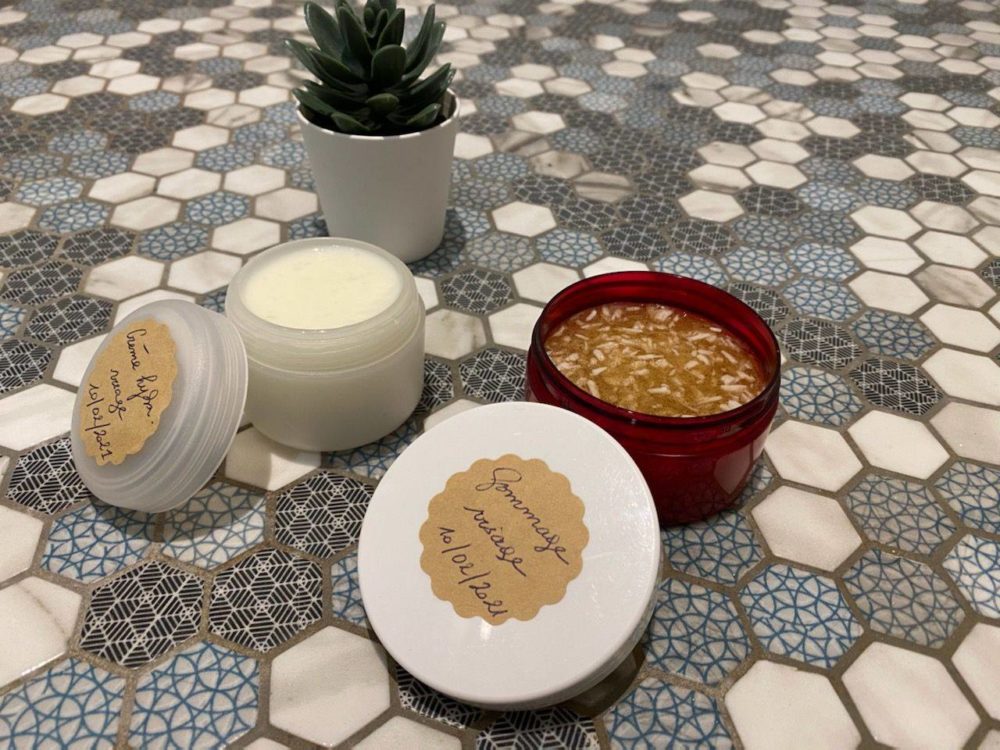 Atelier gommage et crème visage